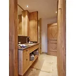 Chestnut In Chalet Bergerhoeh Hotel *